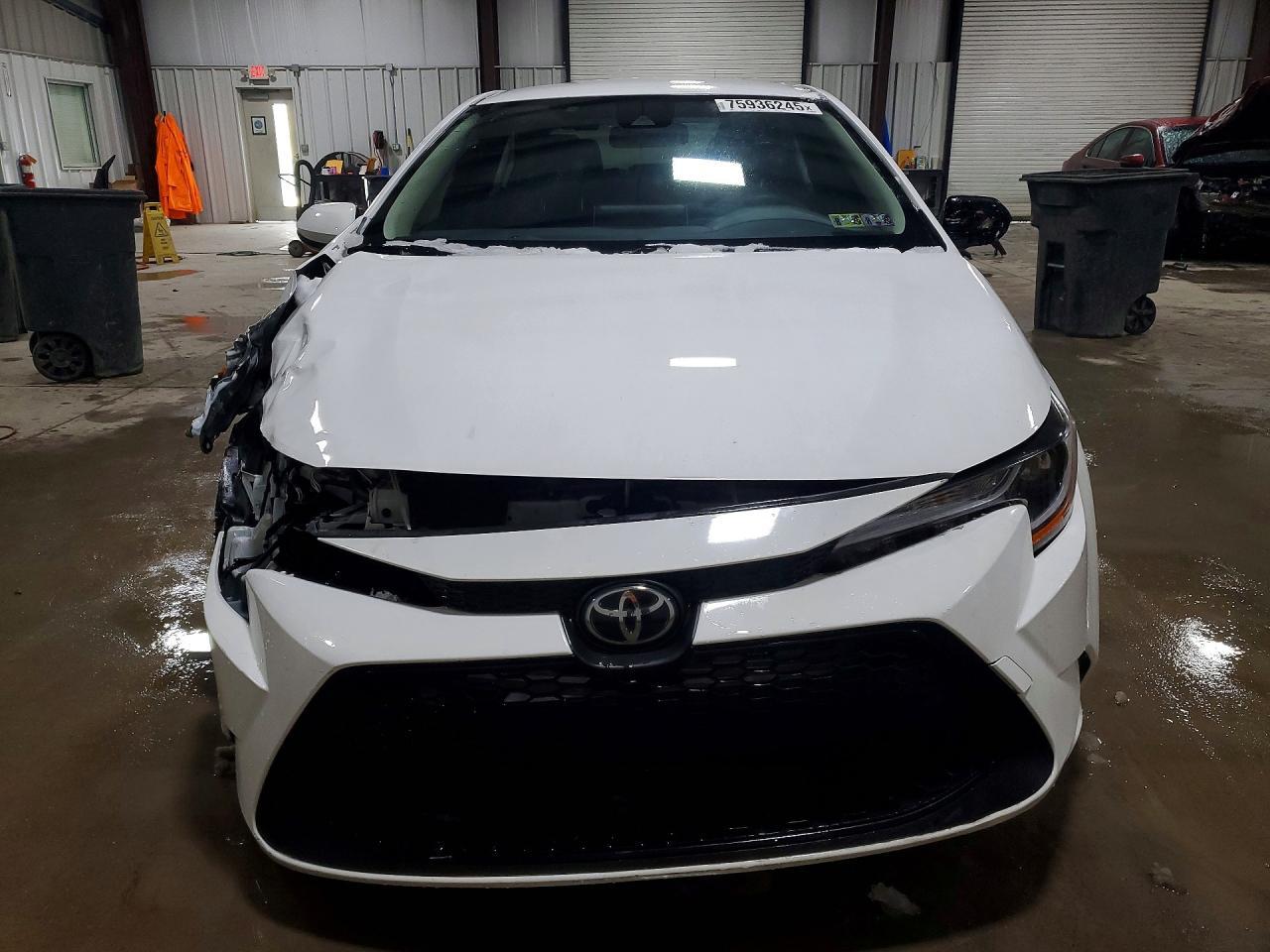 2021 TOYOTA COROLLA