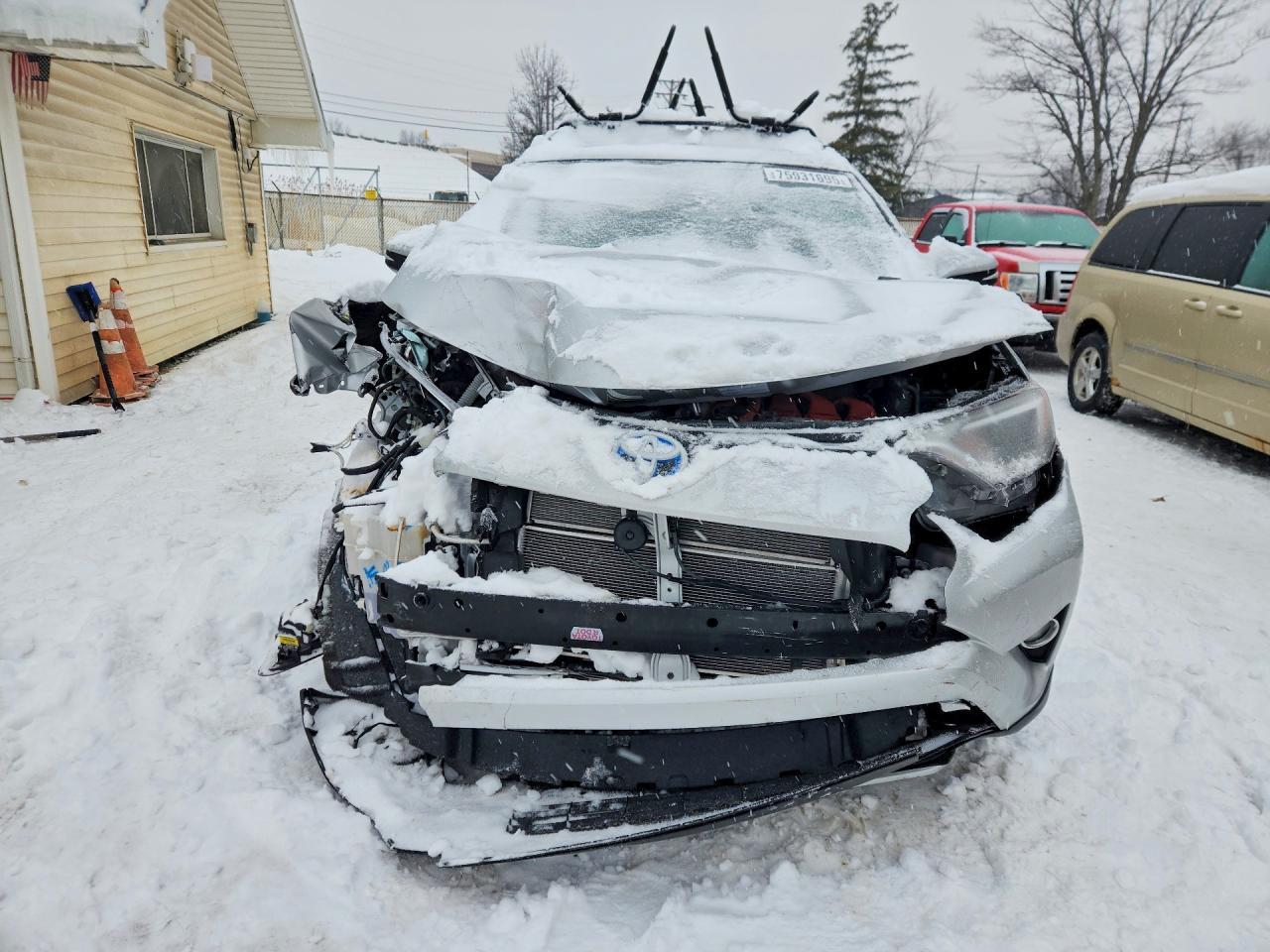 2016 TOYOTA RAV4