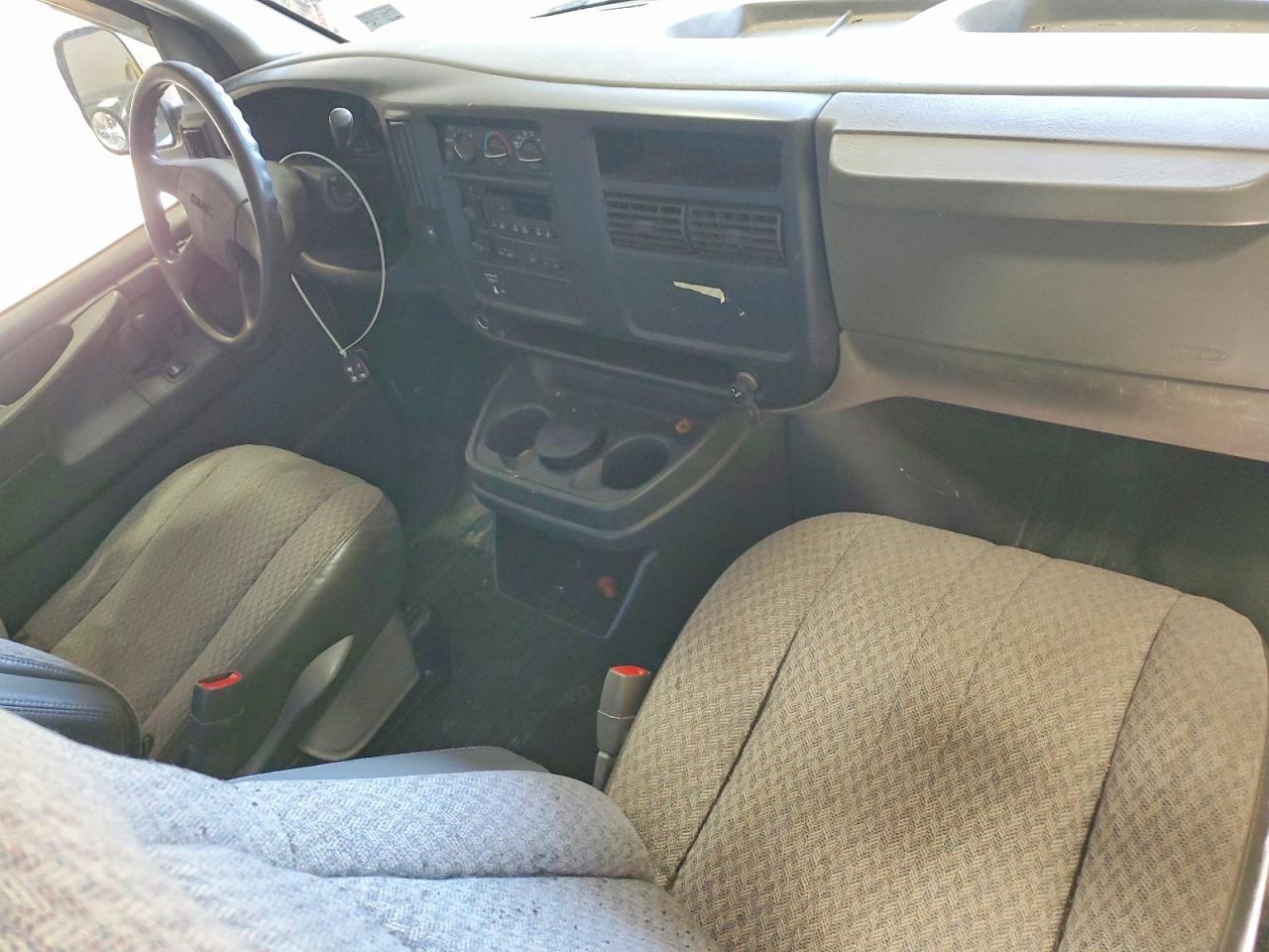2006 GMC Savana