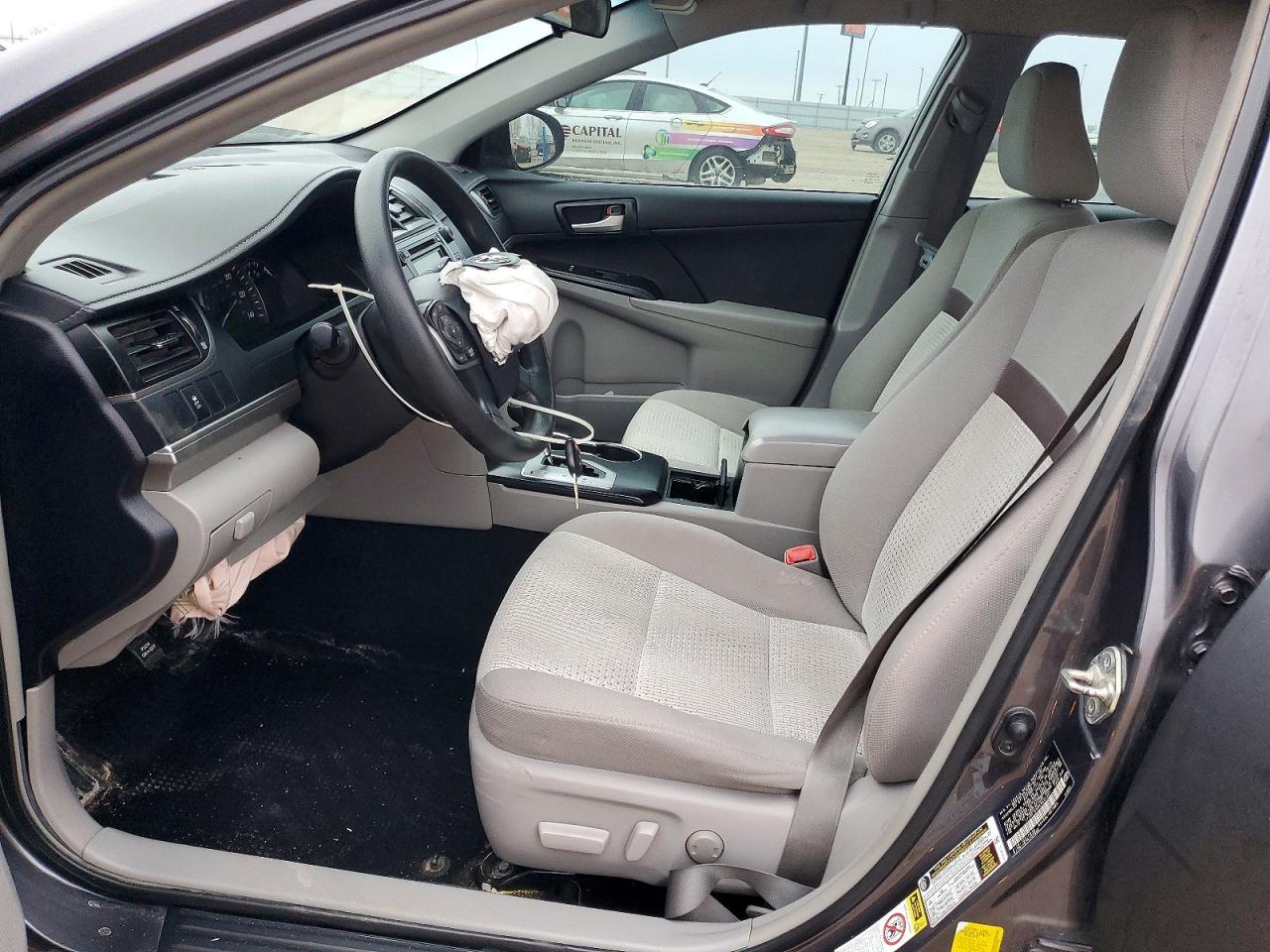 2014 TOYOTA CAMRY