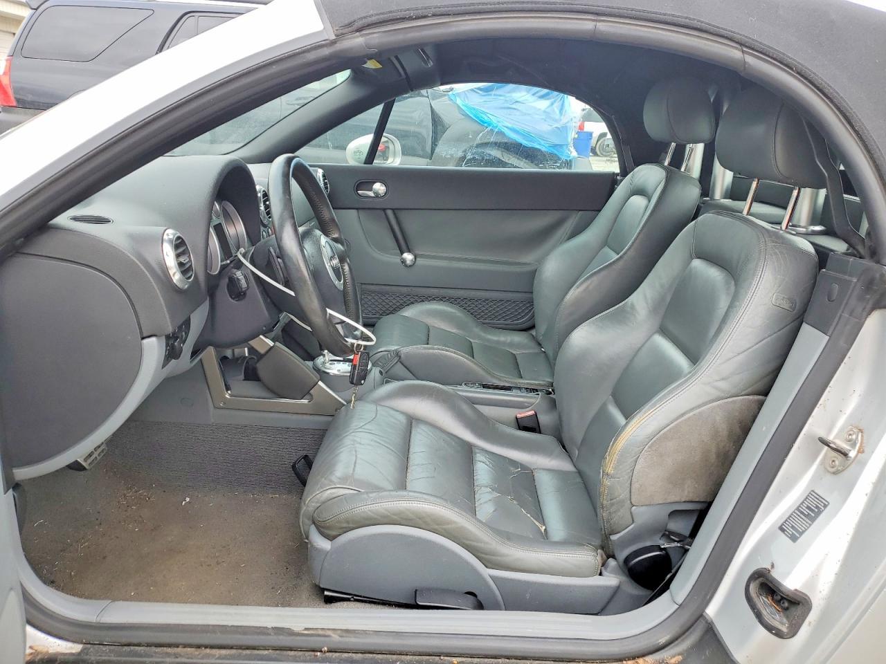 2006 AUDI TT