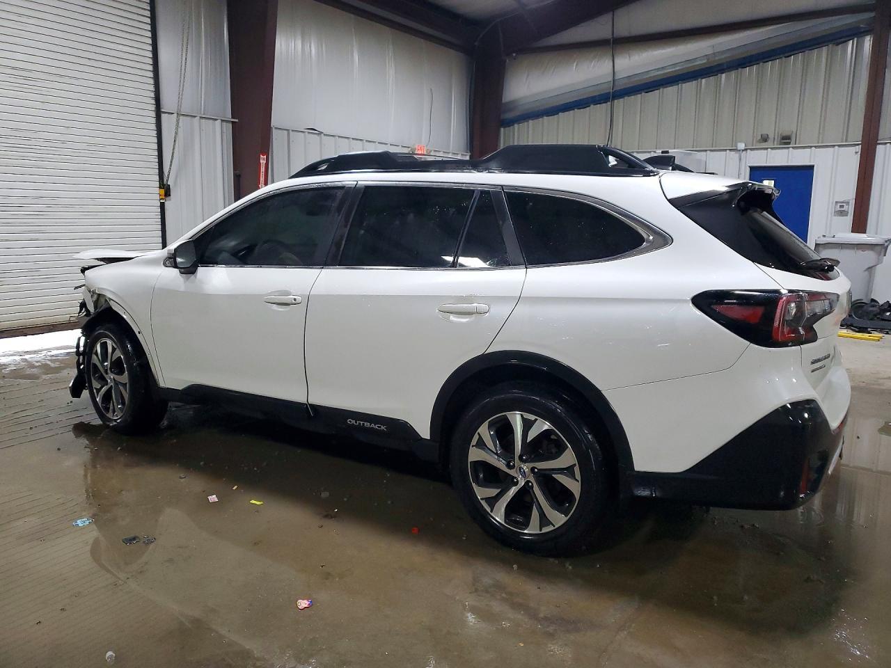 2020 SUBARU Outback