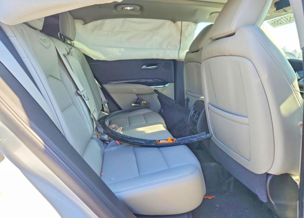 2019 CADILLAC XT4