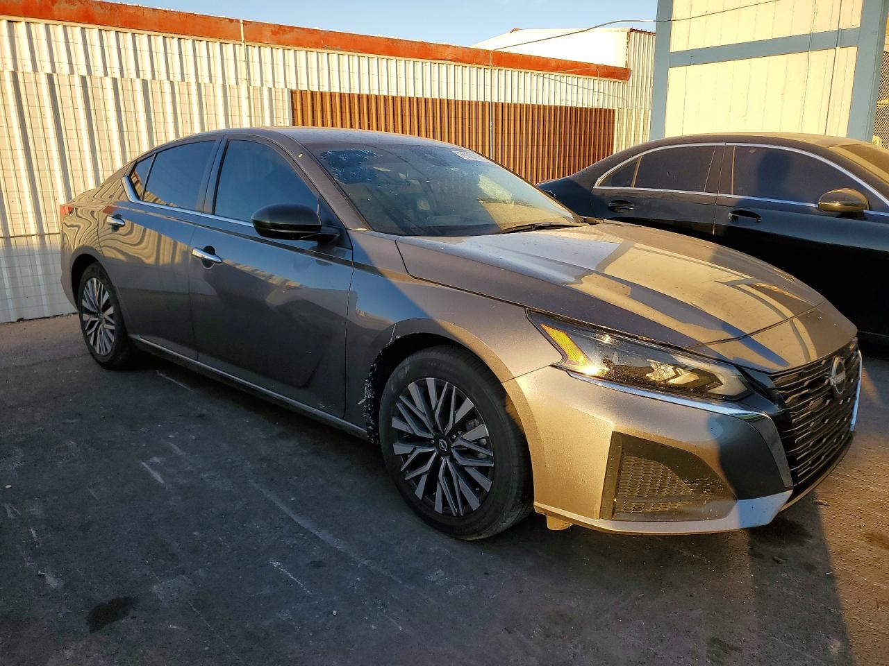 2024 NISSAN ALTIMA