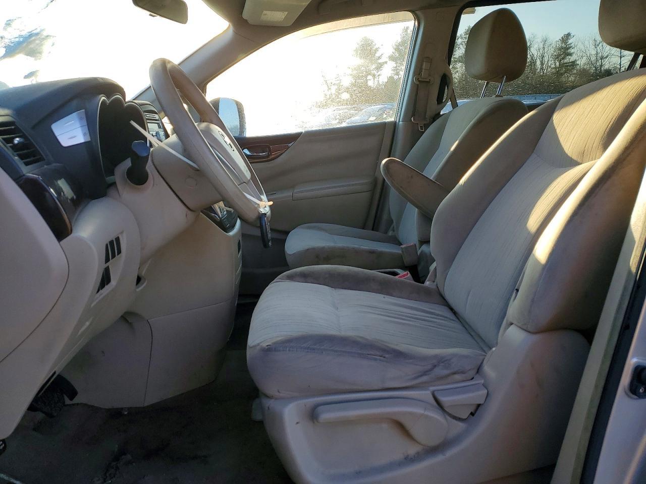 2012 NISSAN Quest
