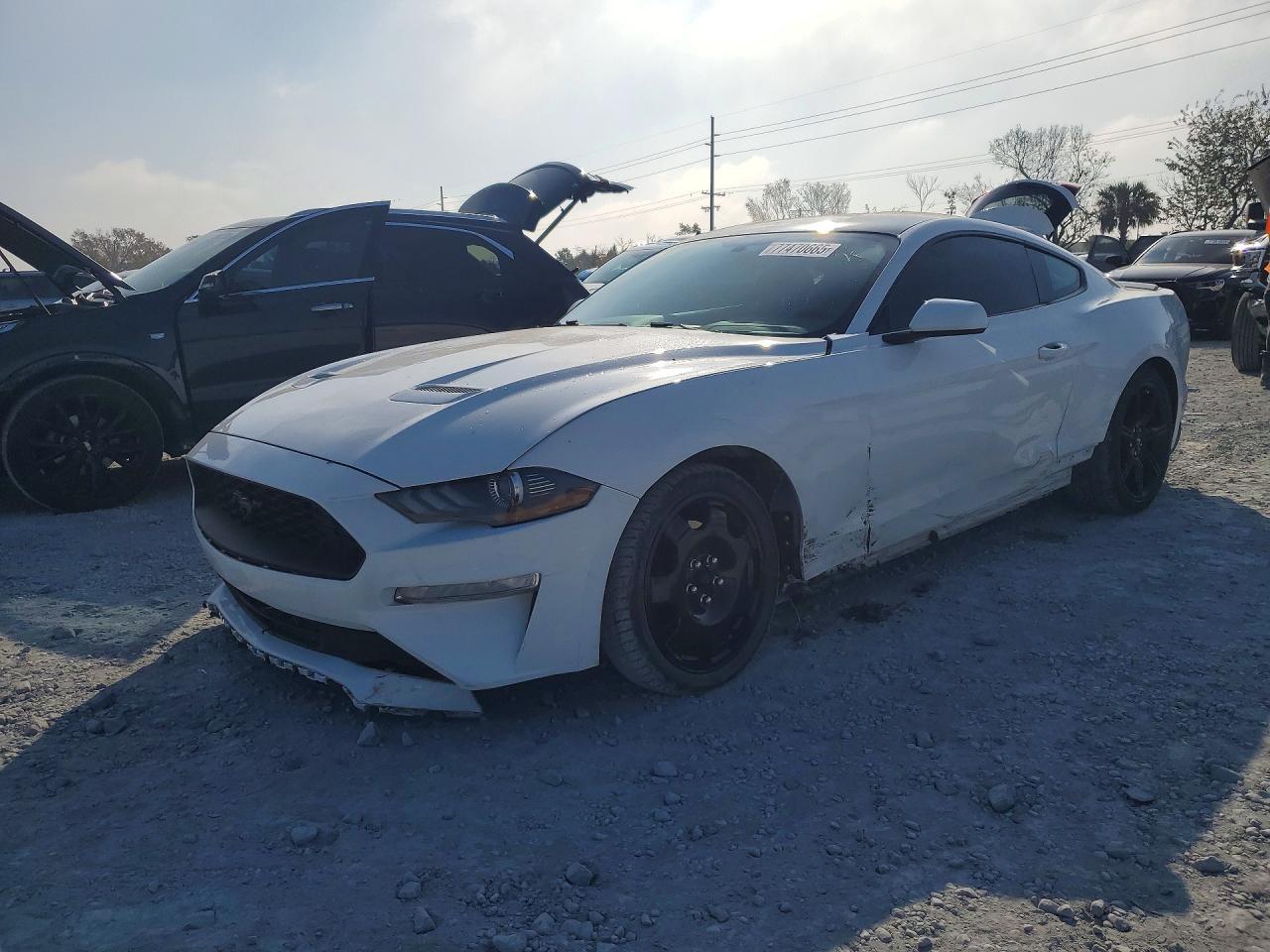2020 FORD MUSTANG