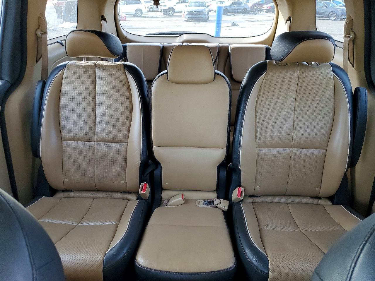 2017 KIA SEDONA