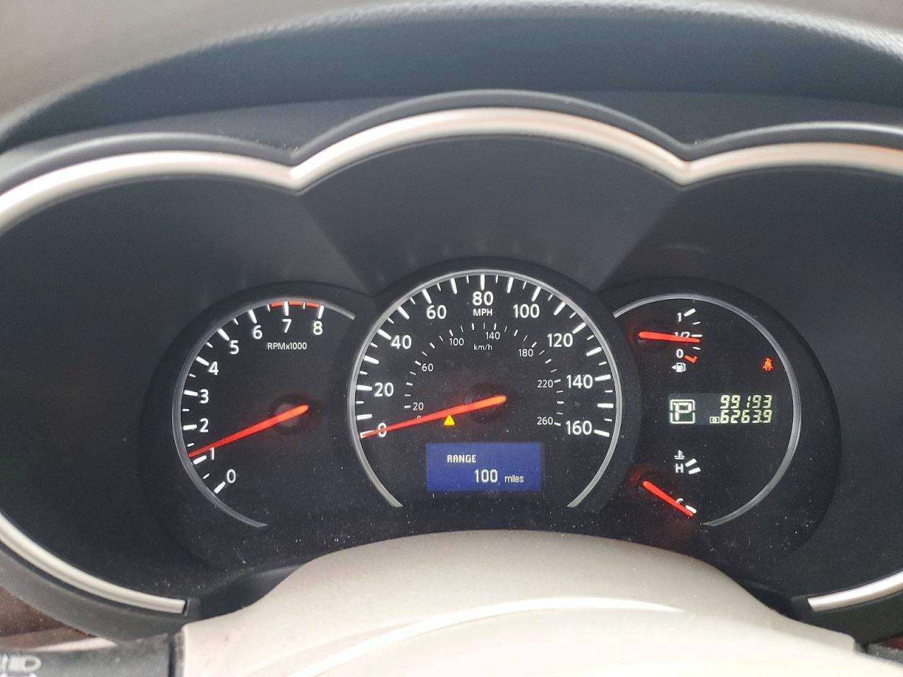 2014 NISSAN Quest