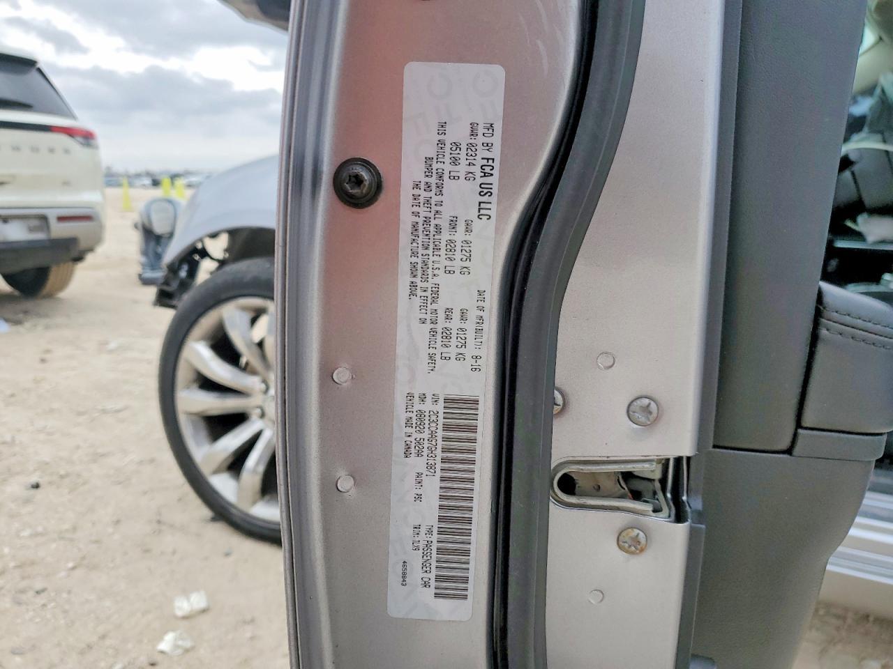 2016 CHRYSLER 300