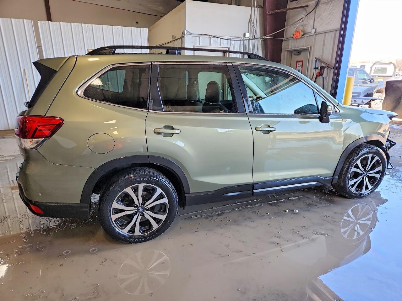 2019 SUBARU FORESTER