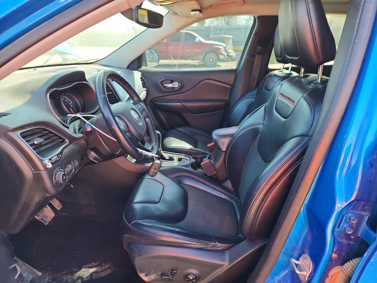 2019 JEEP CHEROKEE