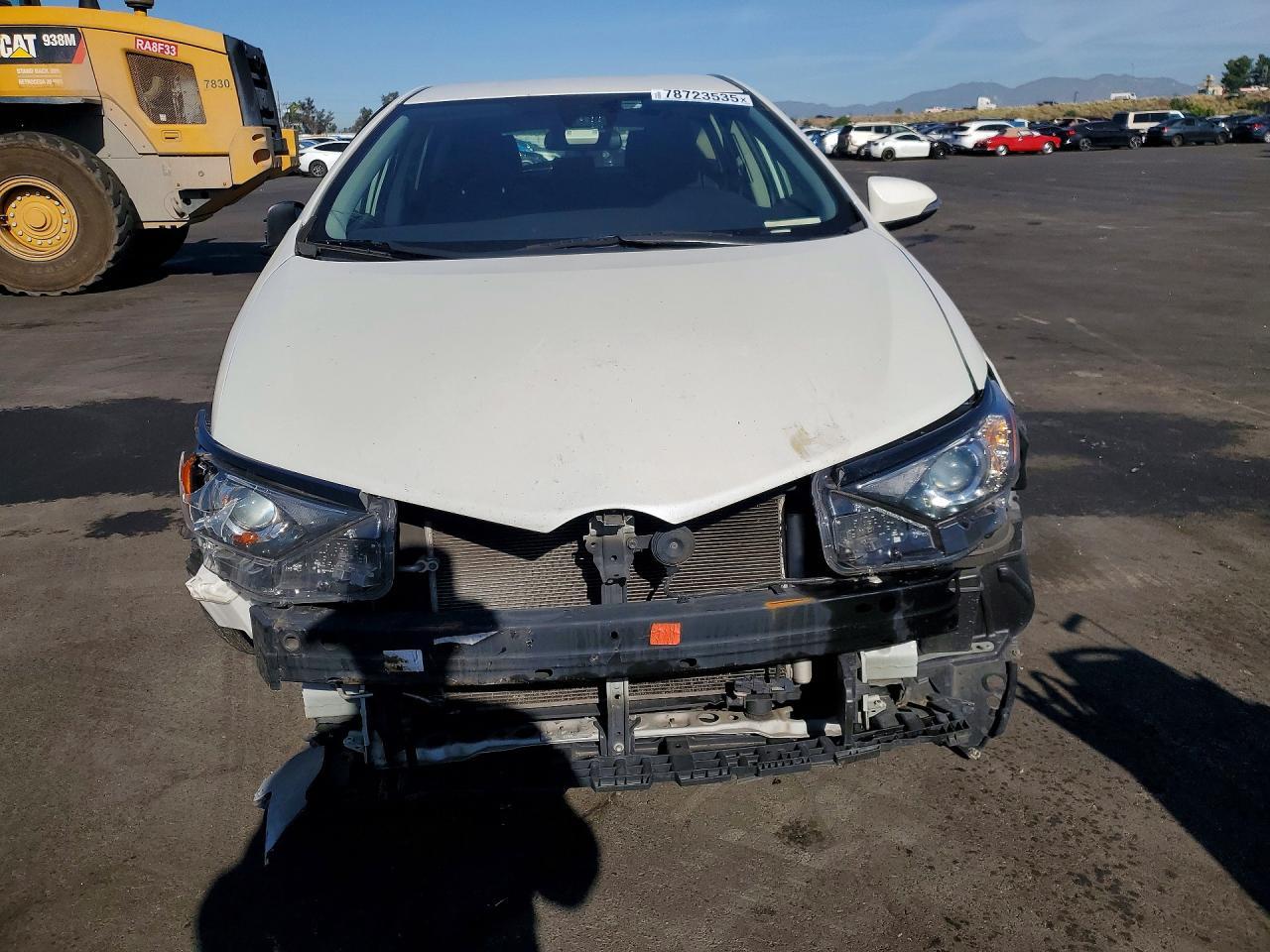 2018 TOYOTA COROLLA