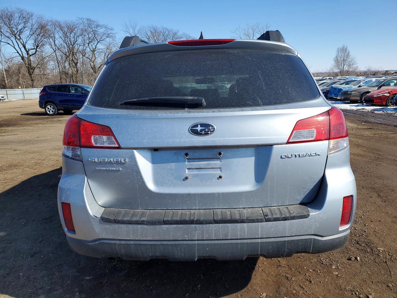 2013 SUBARU Outback