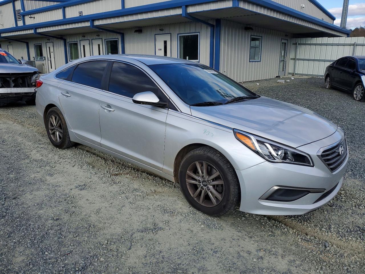 2016 HYUNDAI SONATA