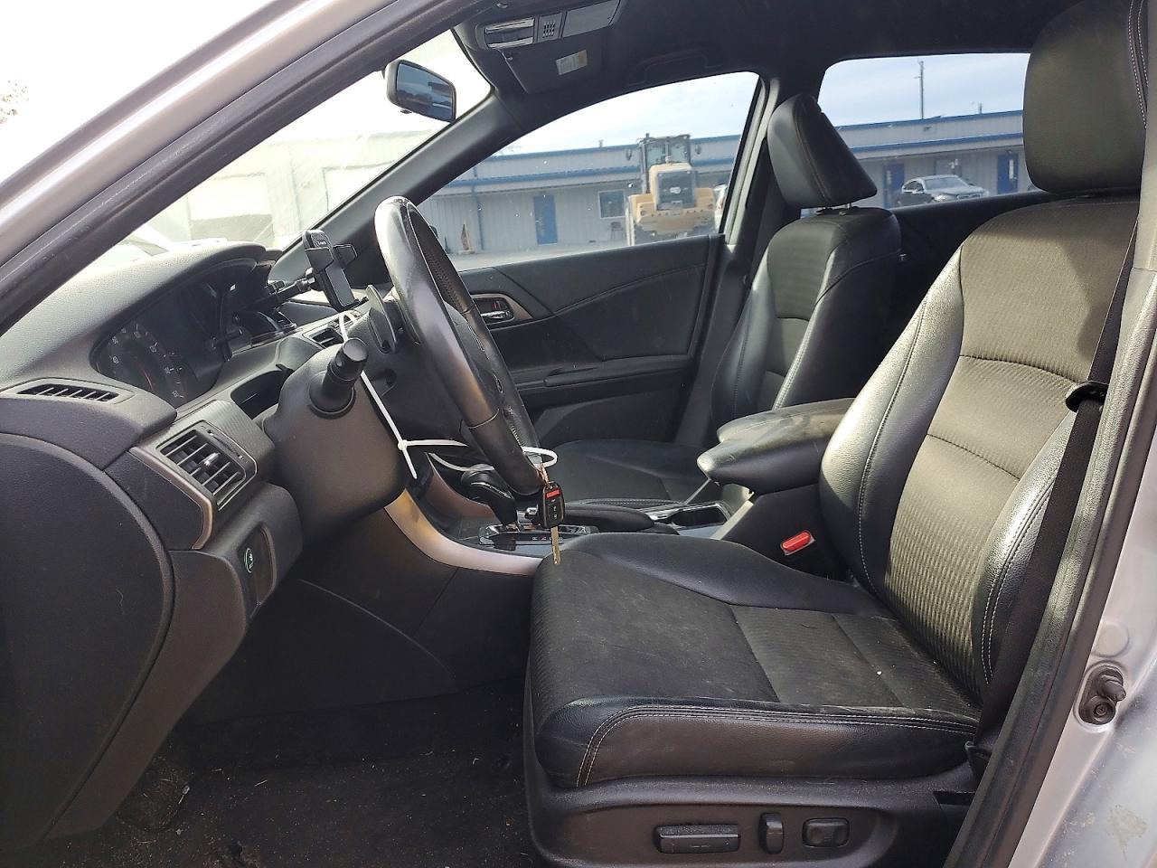 2017 HONDA ACCORD