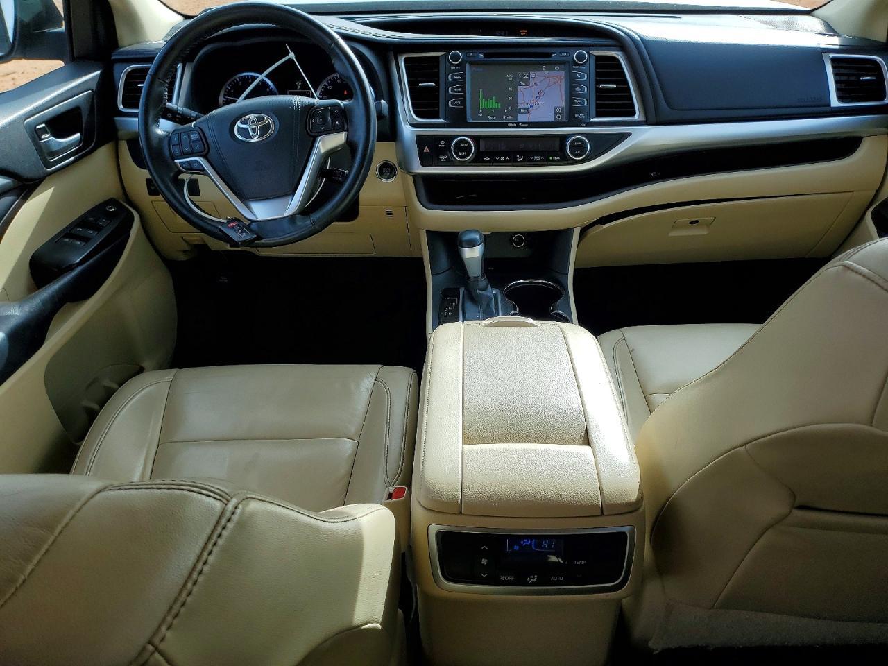 2015 TOYOTA HIGHLANDER
