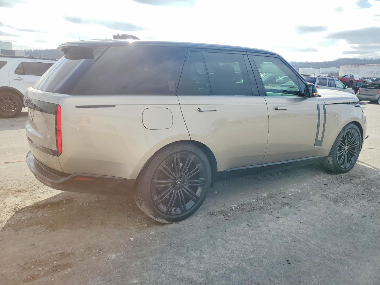 2025 LAND ROVER RANGE ROVER
