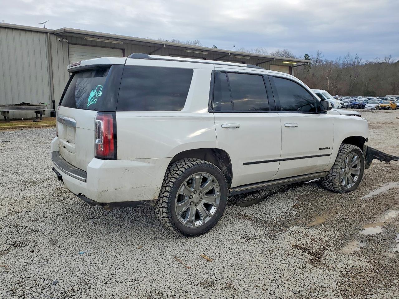 2017 GMC Yukon