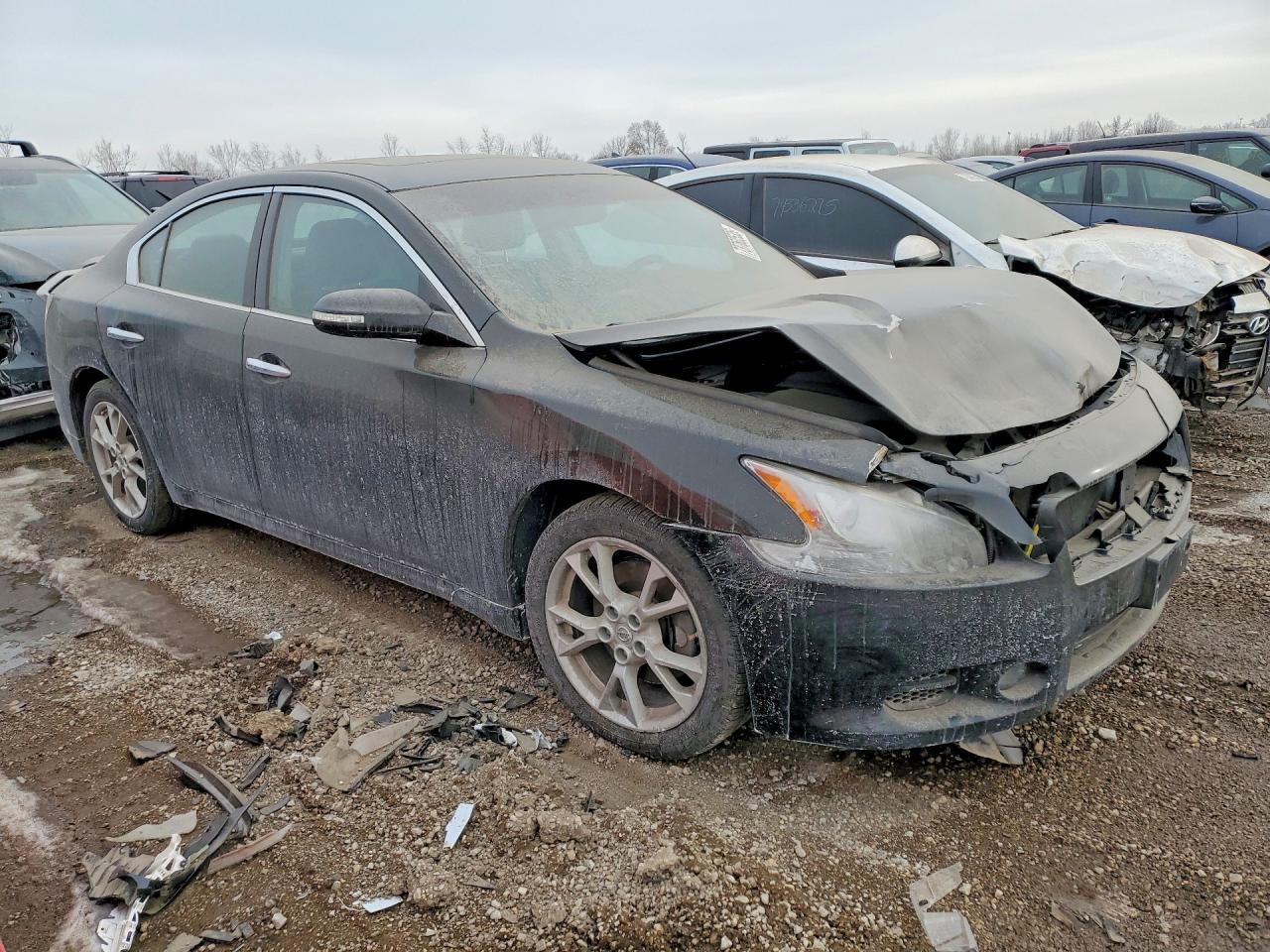 2014 NISSAN Maxima