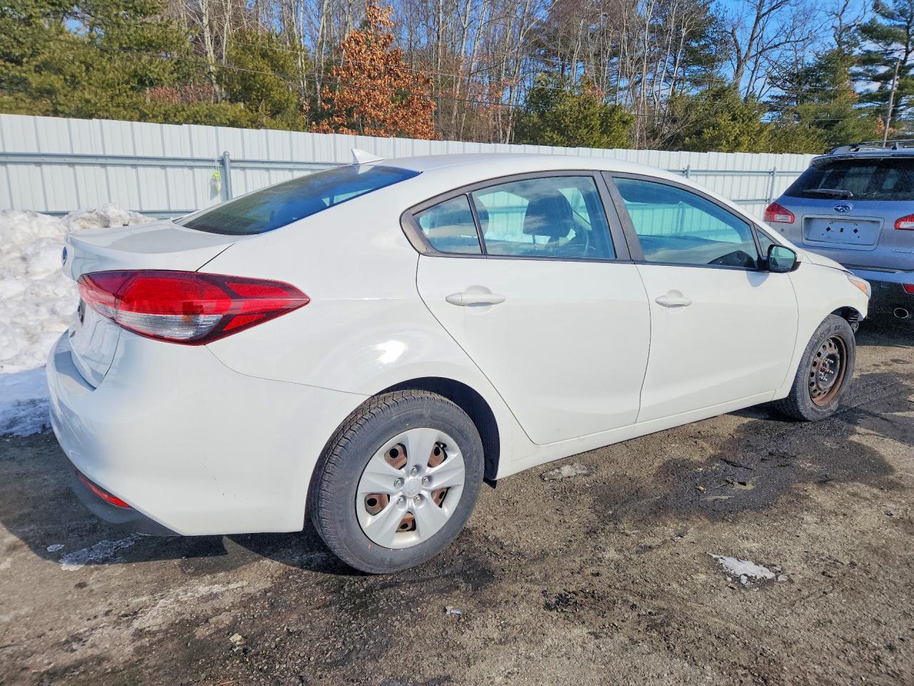 2017 KIA FORTE