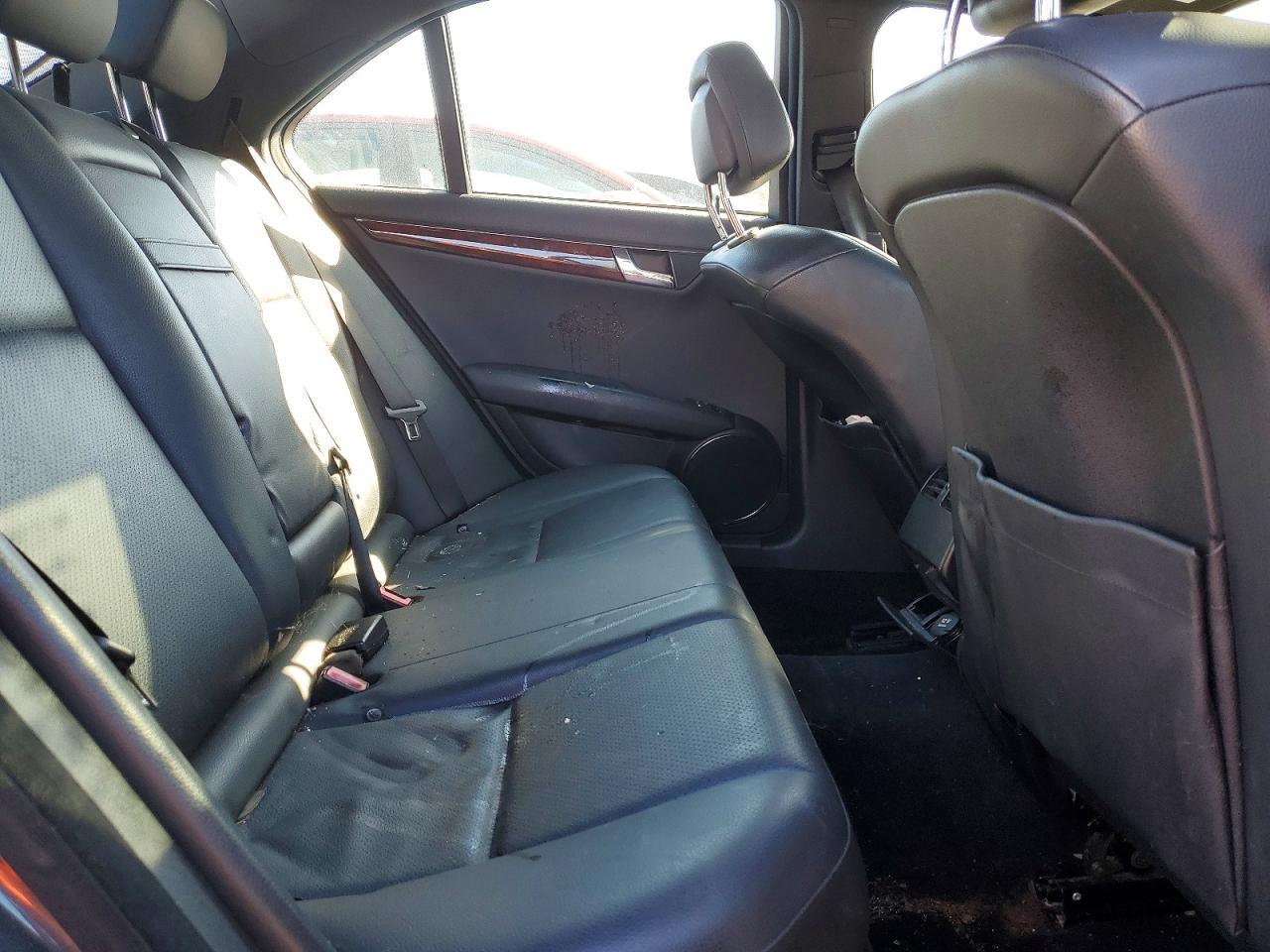 2010 MERCEDES-BENZ C-CLASS