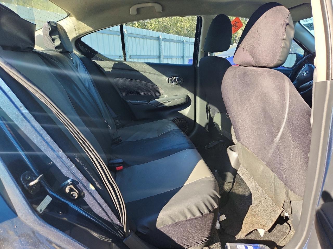 2017 NISSAN VERSA