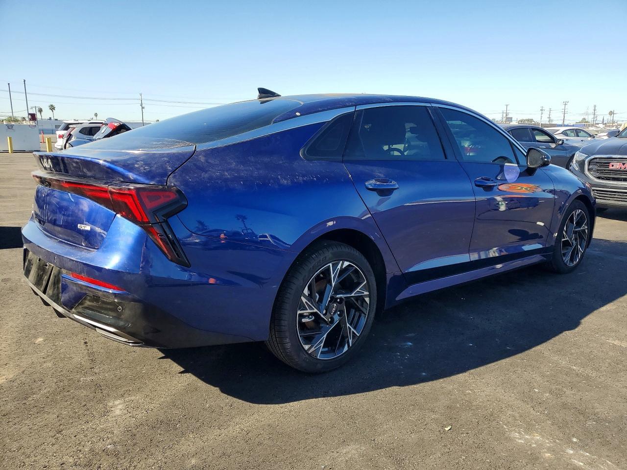 2025 KIA K5