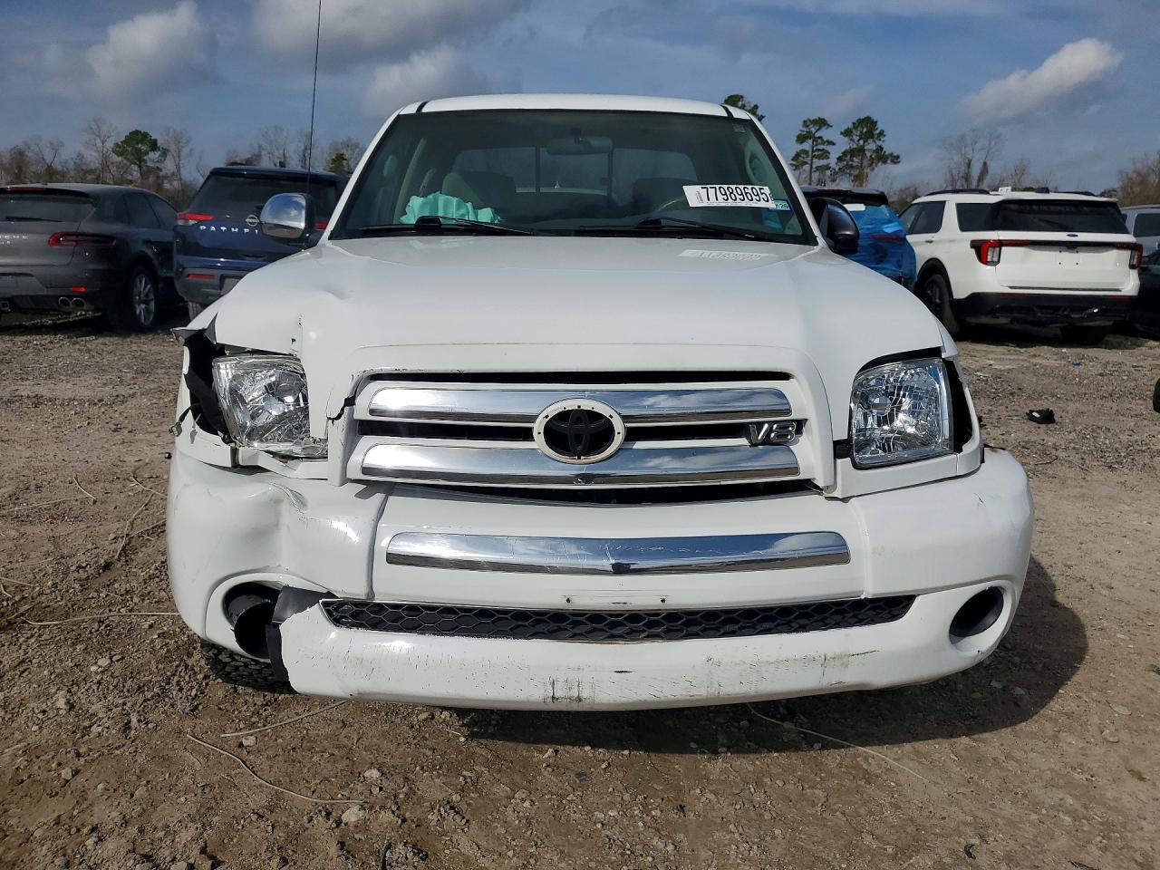 2004 TOYOTA TUNDRA