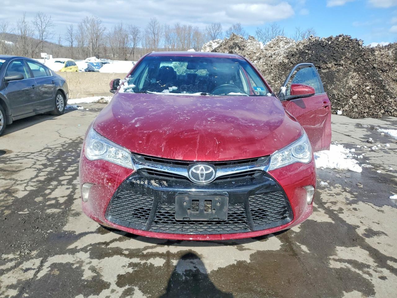 2016 TOYOTA CAMRY