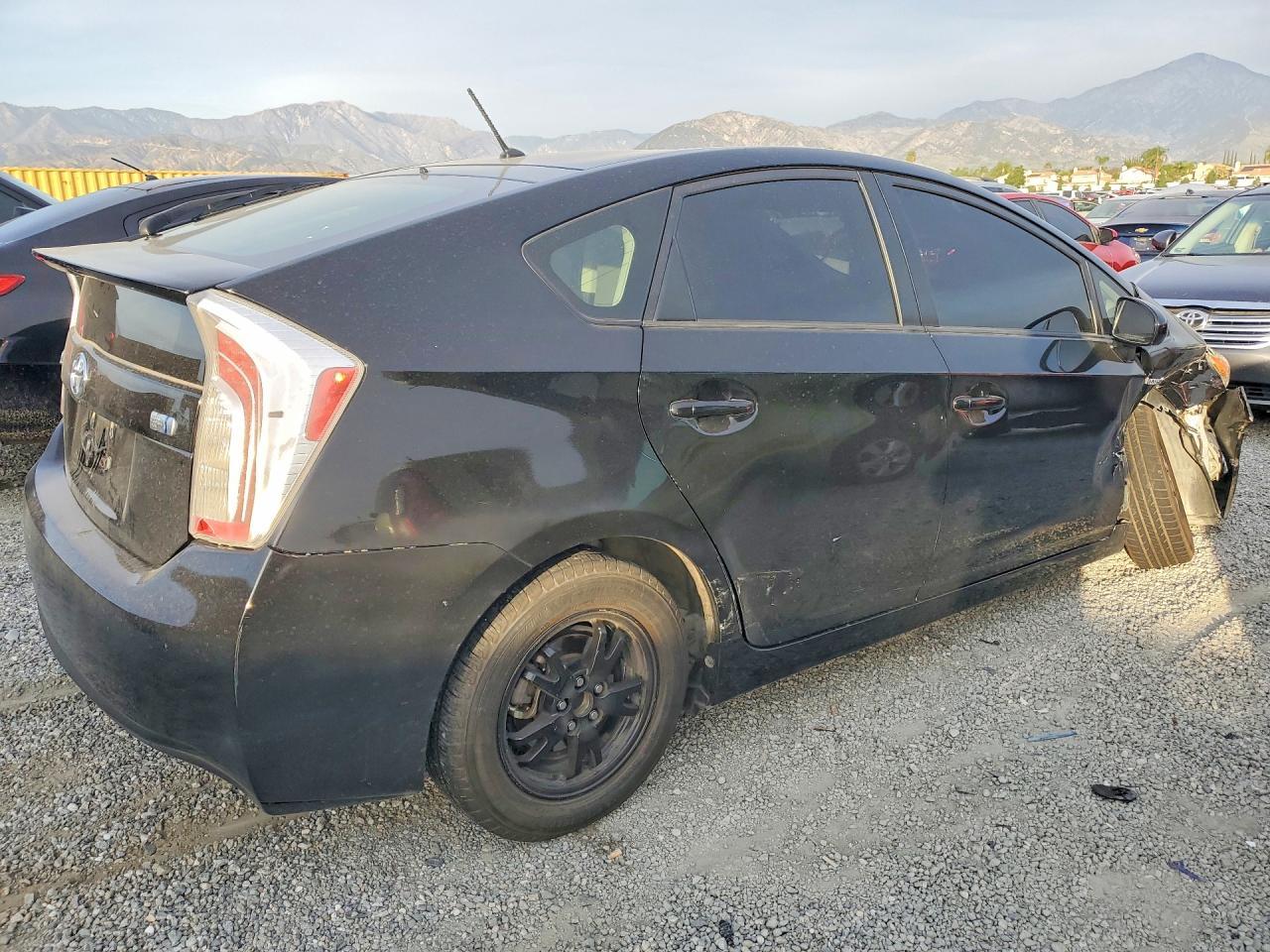 2015 TOYOTA PRIUS