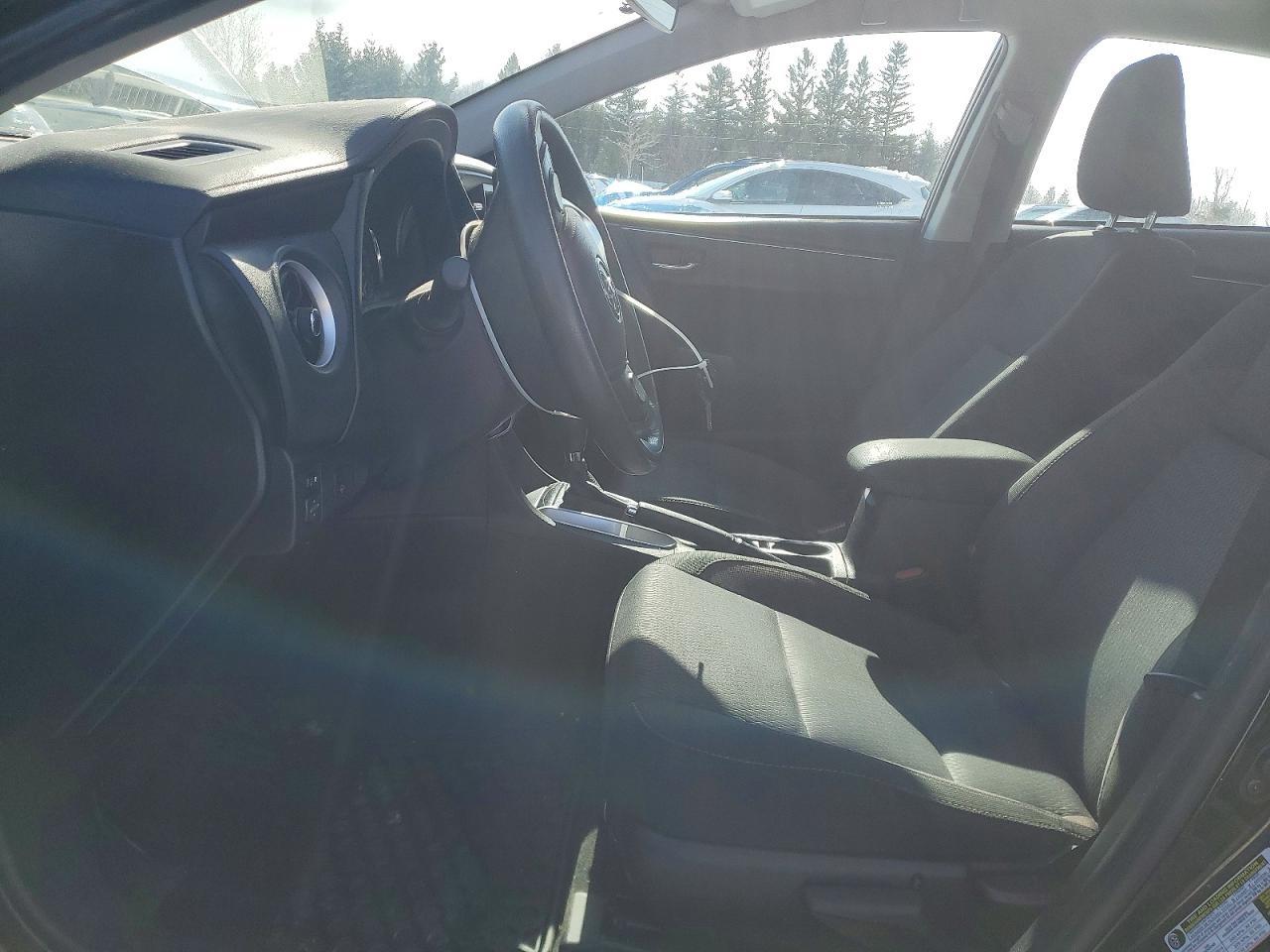 2017 TOYOTA COROLLA