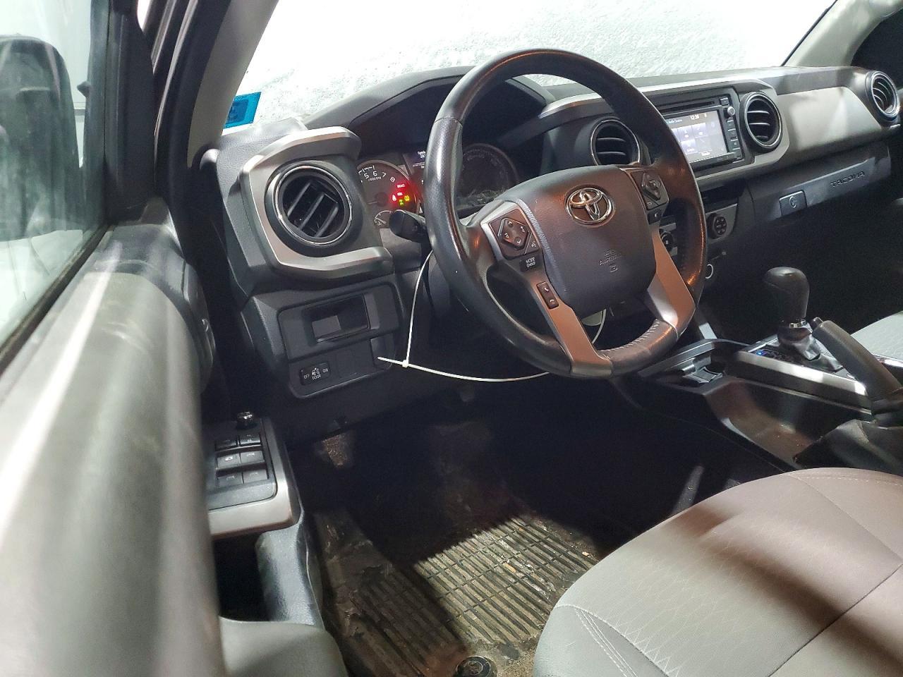 2017 TOYOTA TACOMA