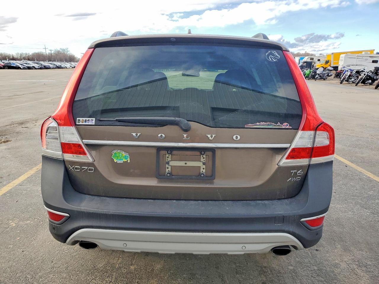 2014 VOLVO XC70