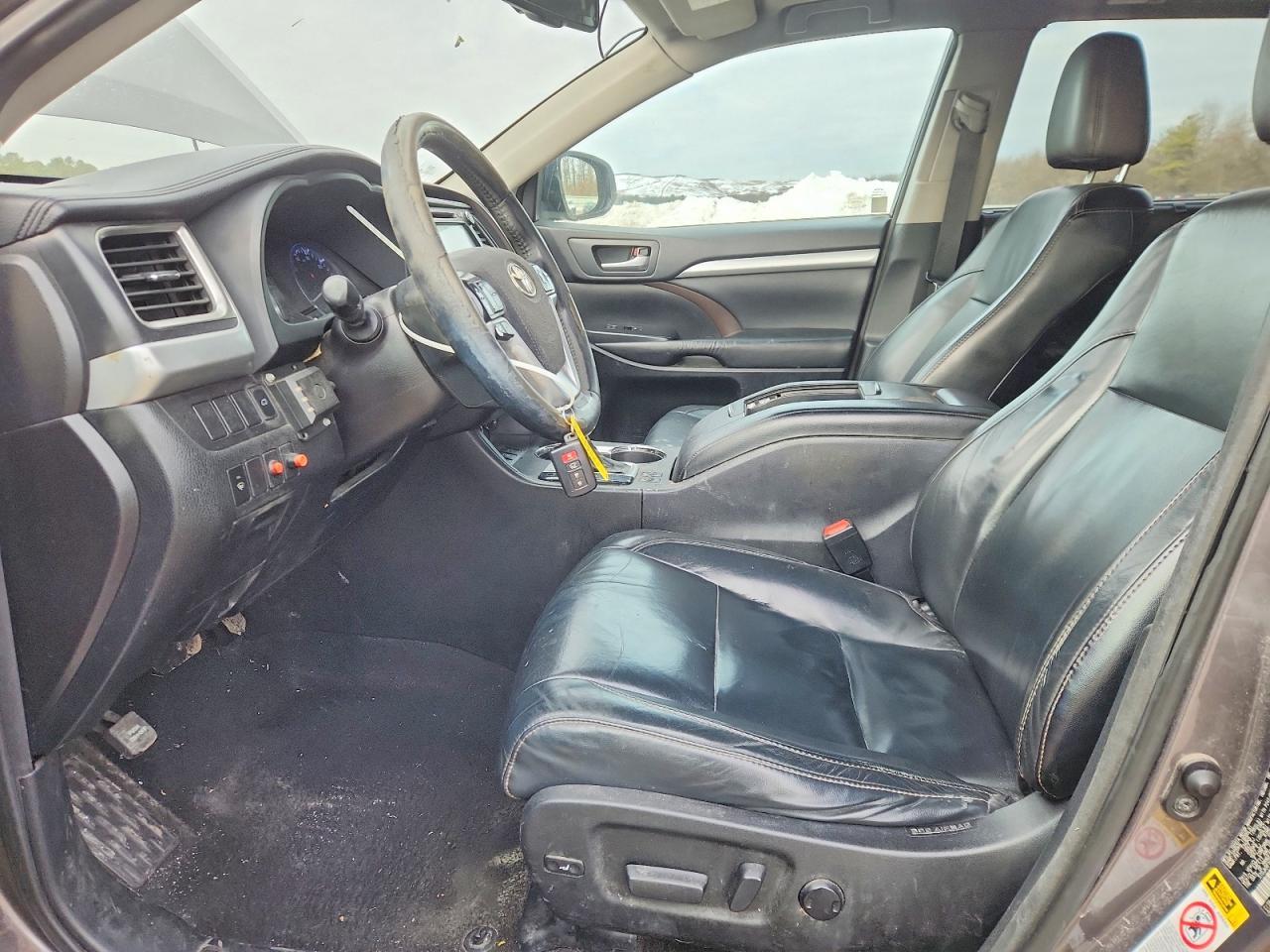 2015 TOYOTA HIGHLANDER