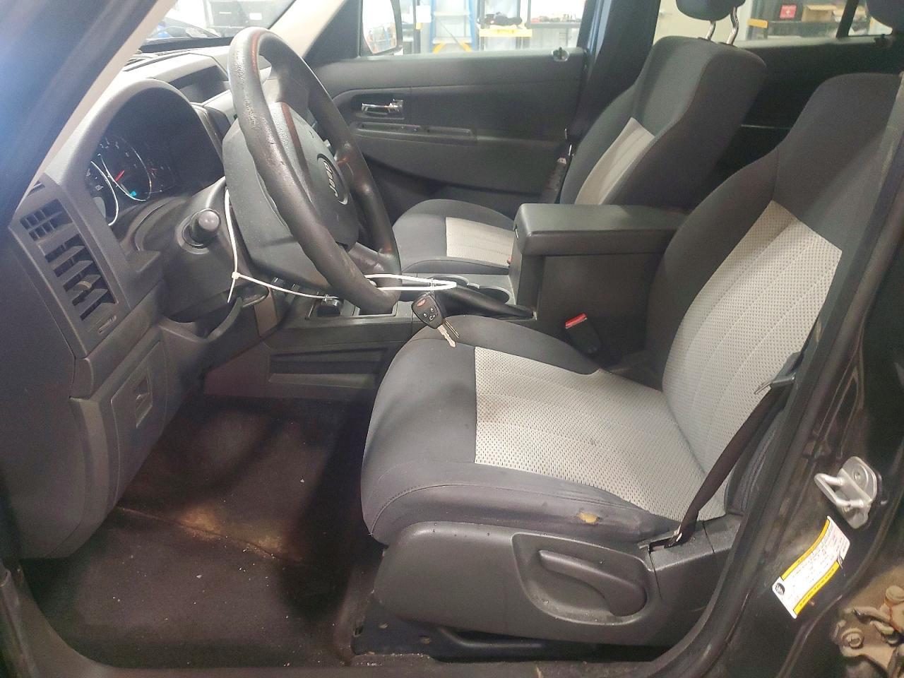 2010 JEEP Liberty