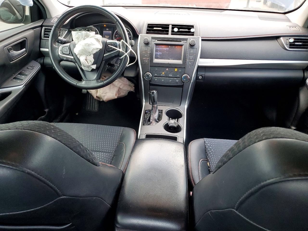 2015 TOYOTA CAMRY