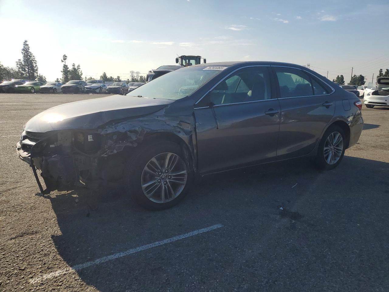 2015 TOYOTA CAMRY