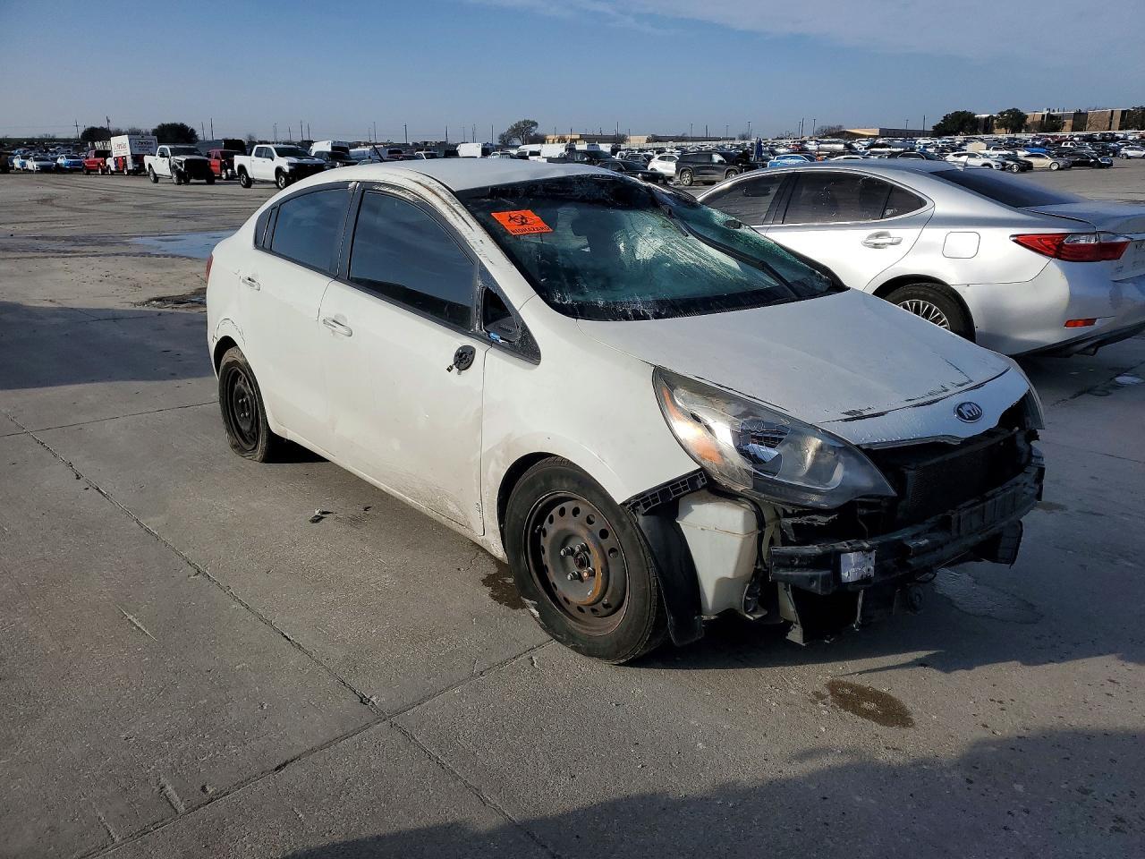 2014 KIA RIO