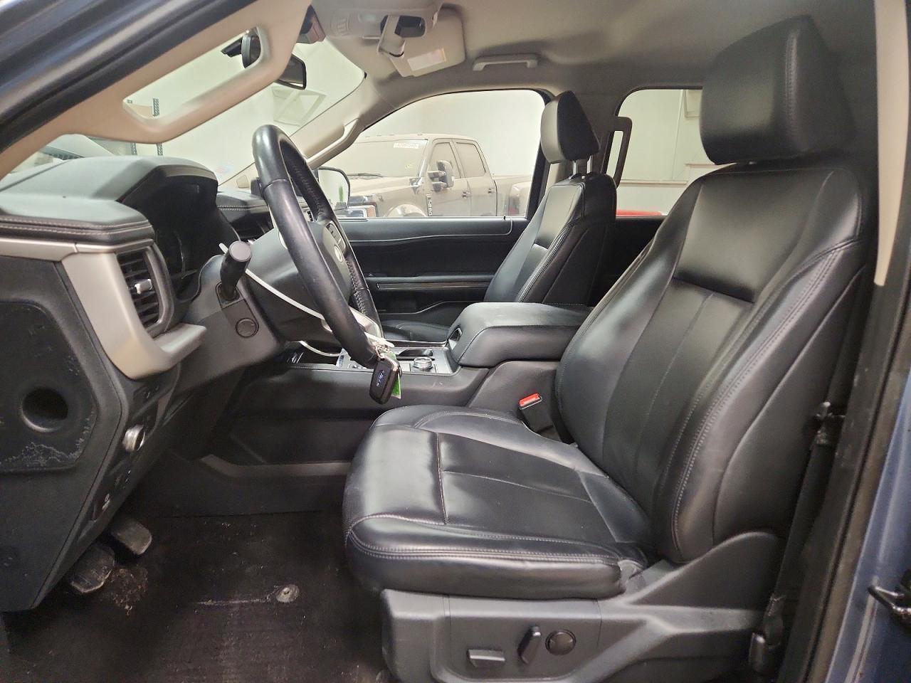 2022 FORD Expedition