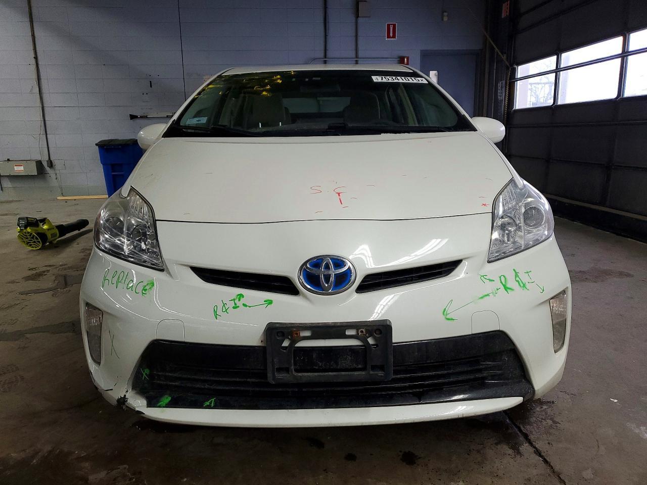 2012 TOYOTA PRIUS