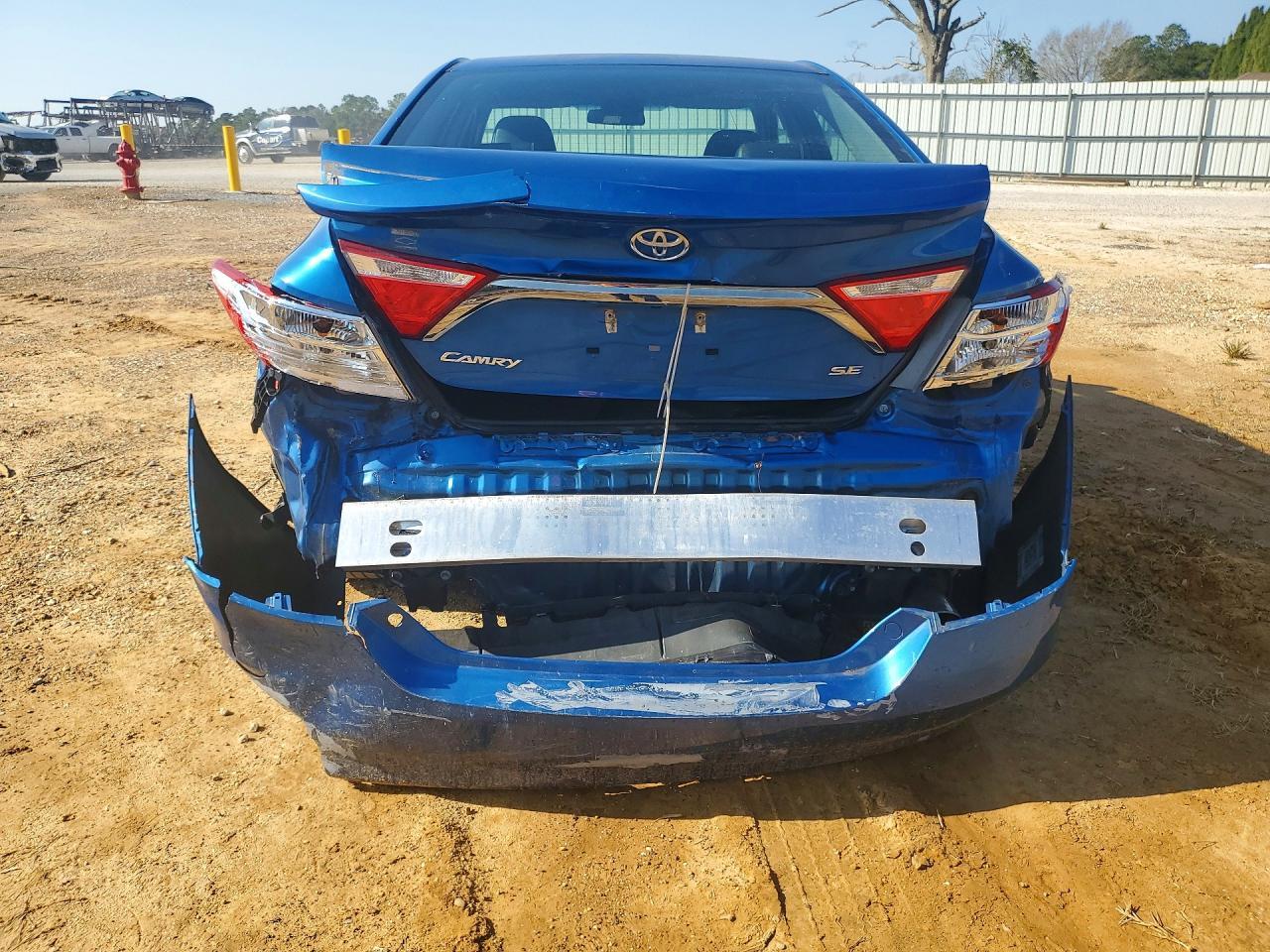 2017 TOYOTA CAMRY