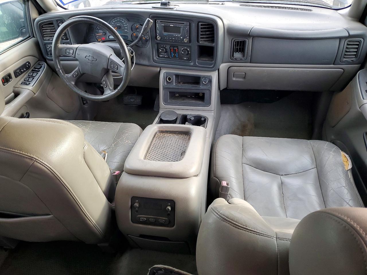 2004 CHEVROLET Tahoe