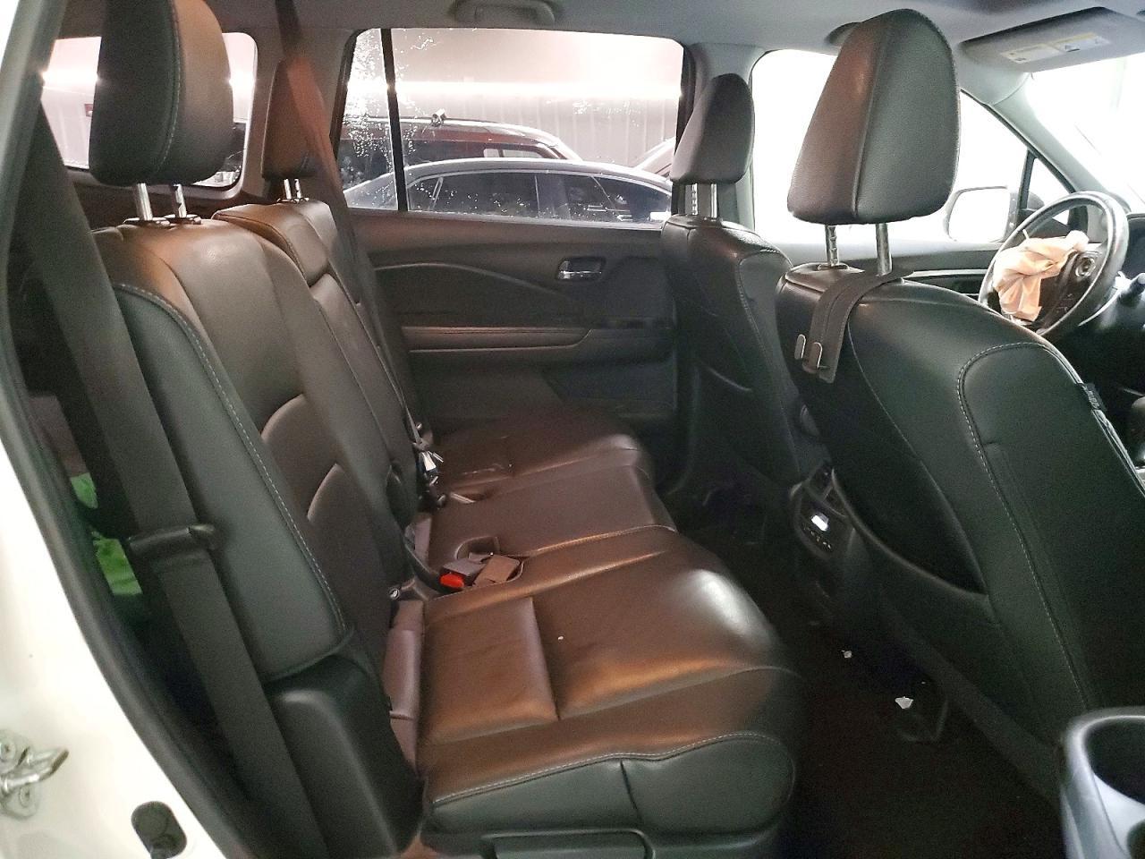 2017 HONDA PILOT