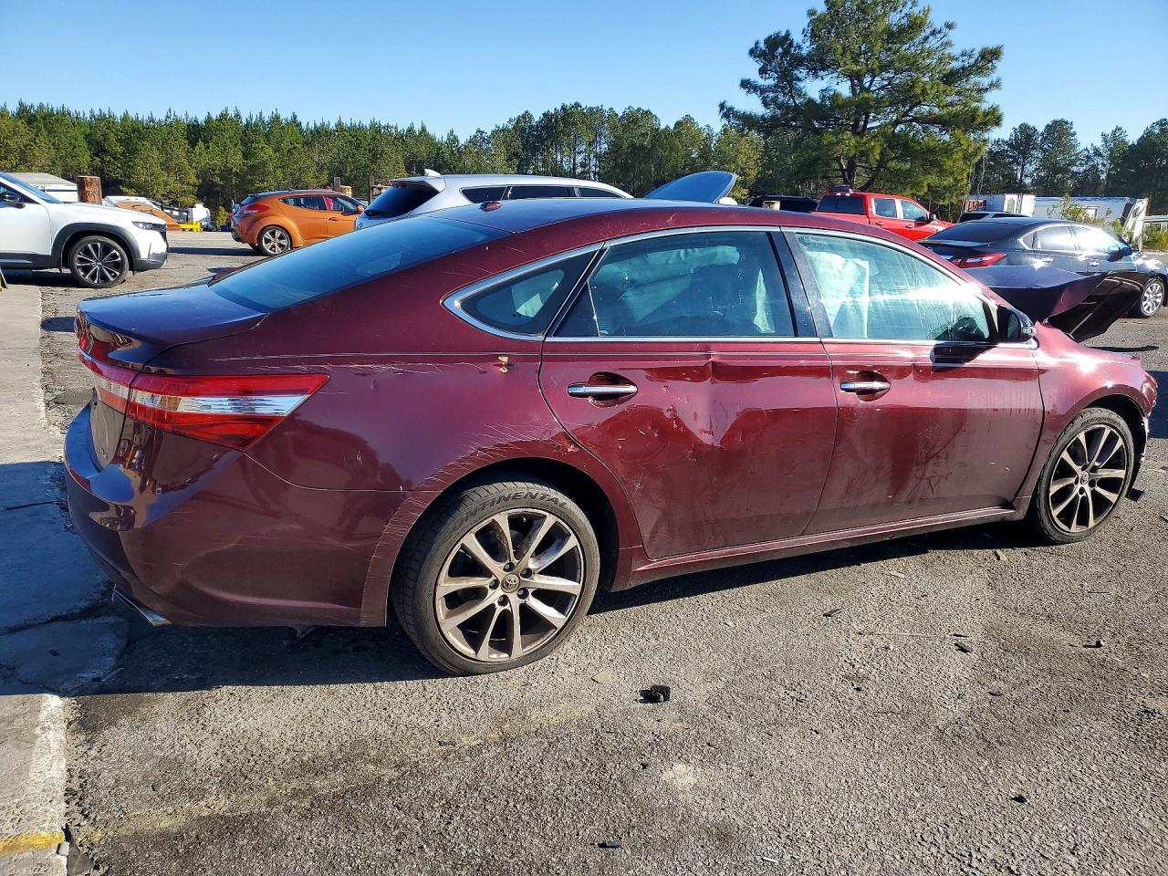 2015 TOYOTA Avalon
