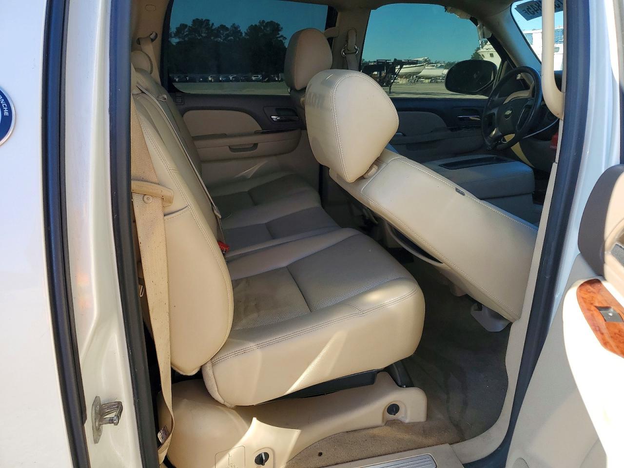 2013 CHEVROLET Avalanche