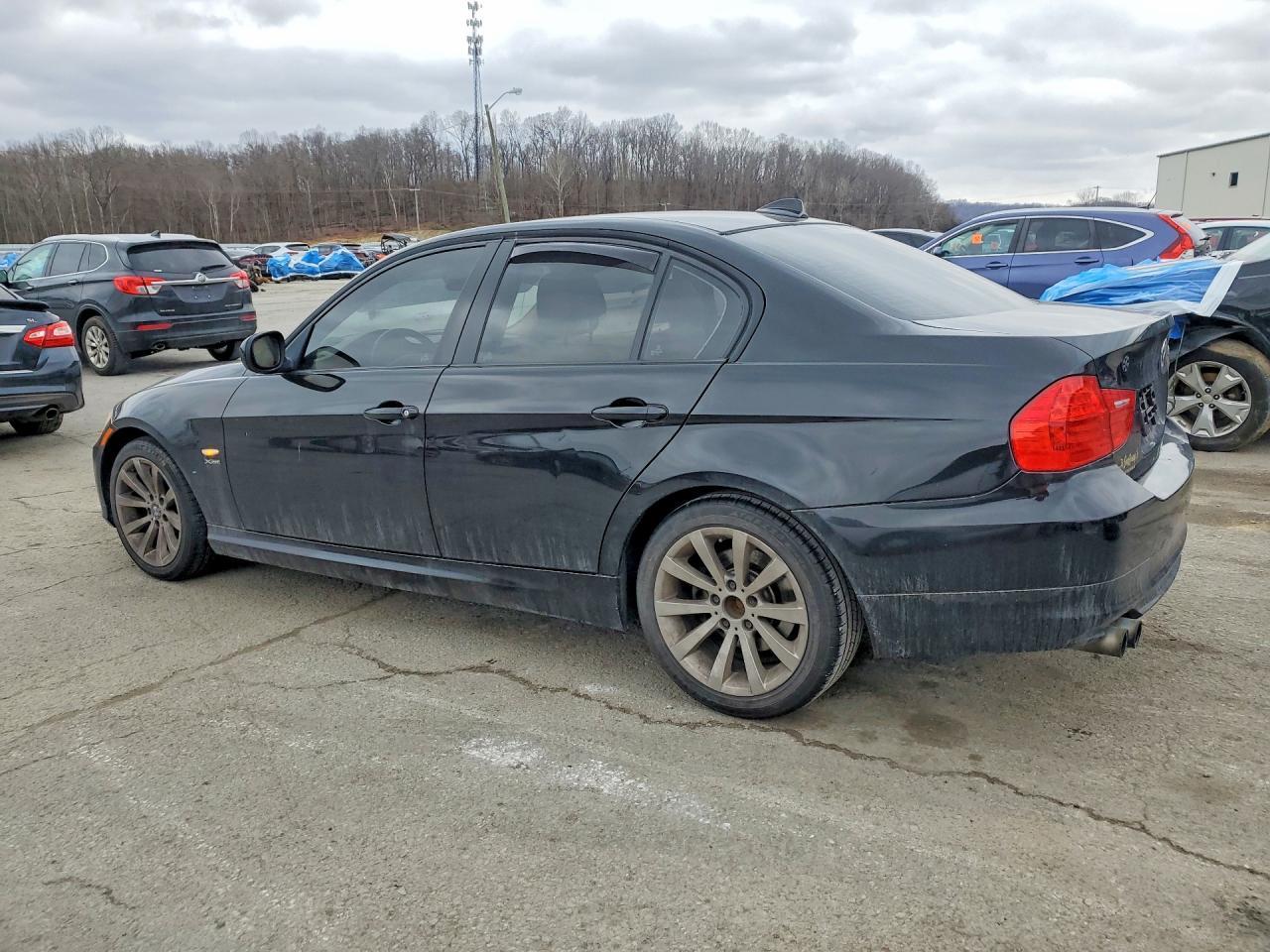 2011 BMW 3 SERIES
