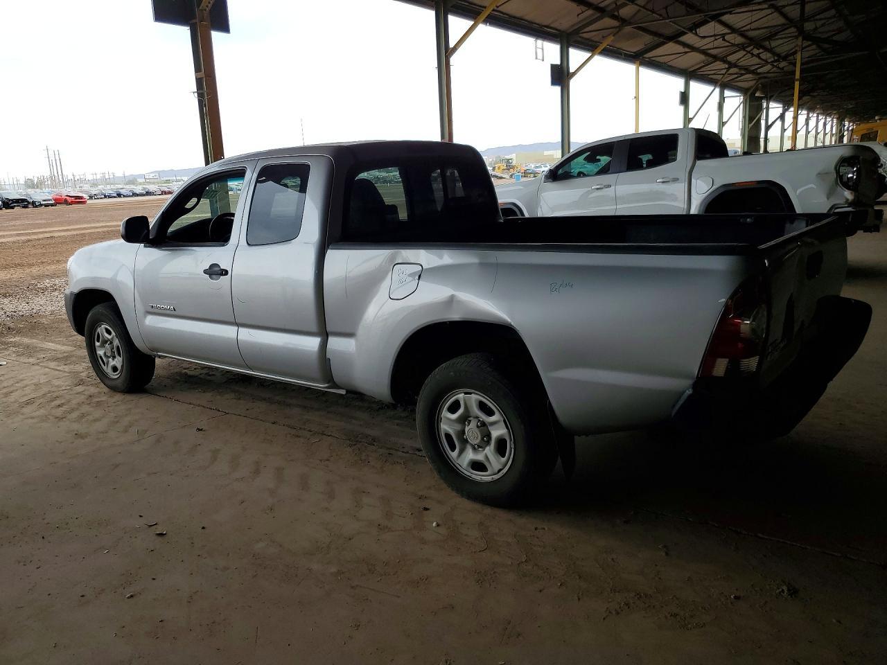 2011 TOYOTA TACOMA
