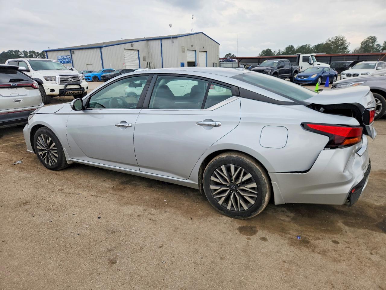 2023 NISSAN ALTIMA