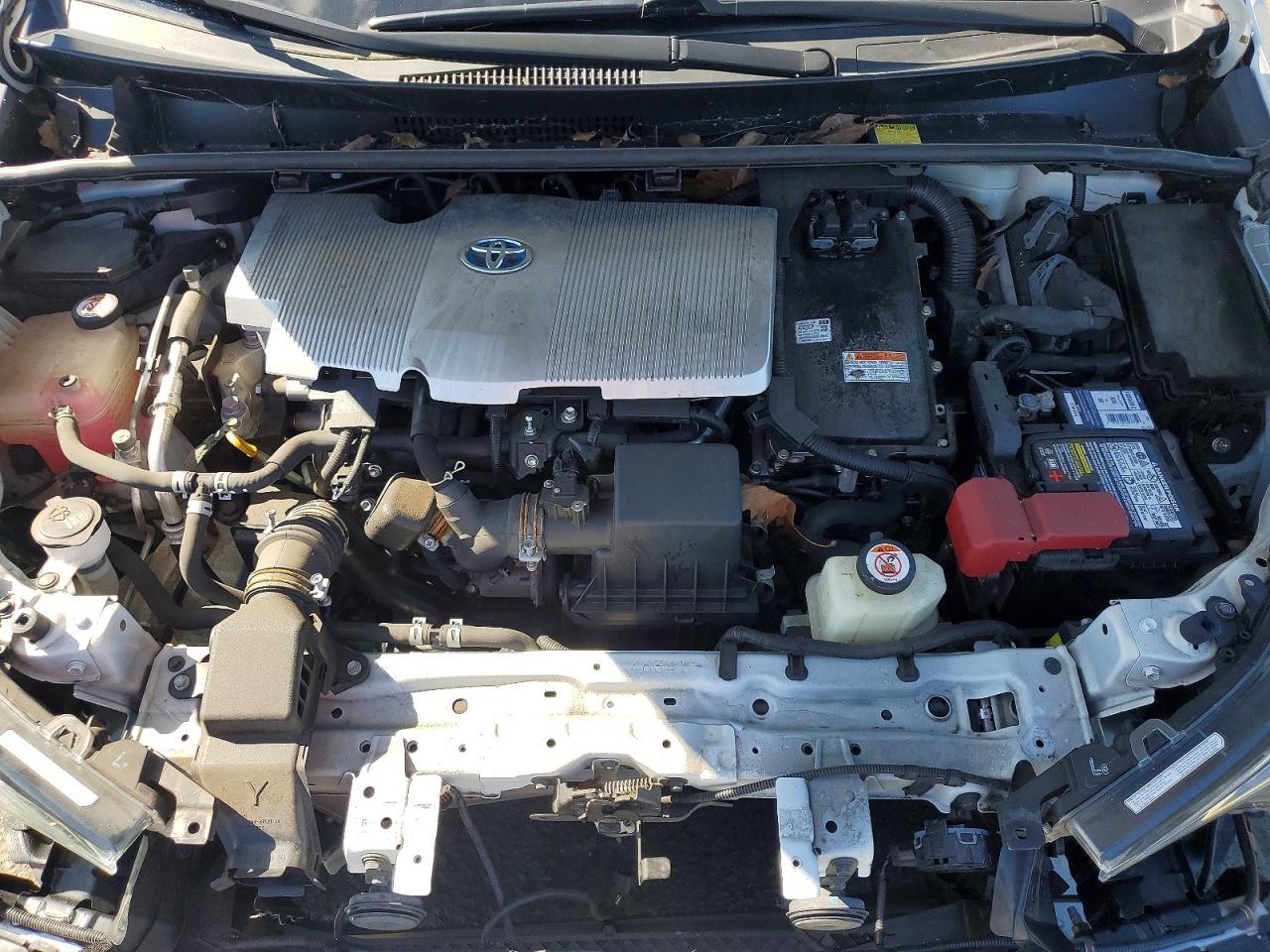 2018 TOYOTA PRIUS