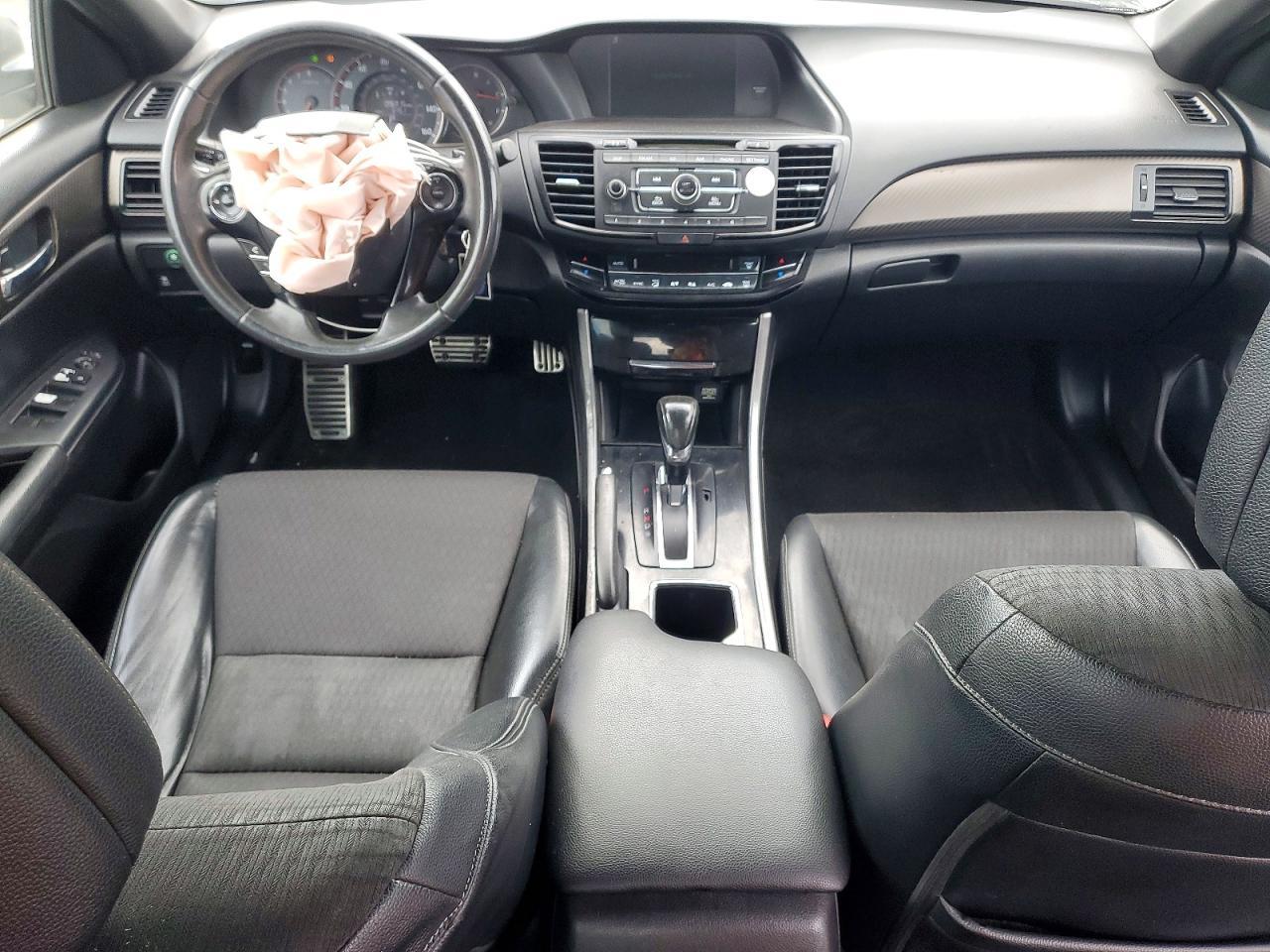 2017 HONDA ACCORD